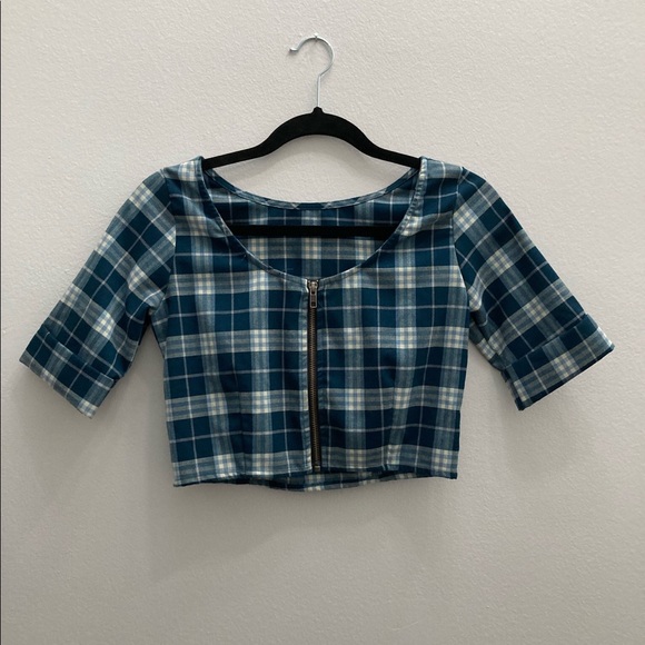 Fleet Collection Teal Plaid/Gingham Crop Top - Picture 2 of 4